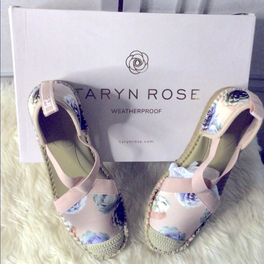 TARYN ROSE QUIN PRINTER SATIN CAMEO wedges